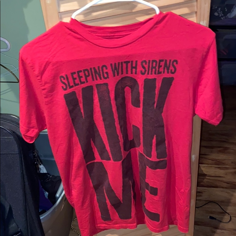 Sleeping with sirens band shirt